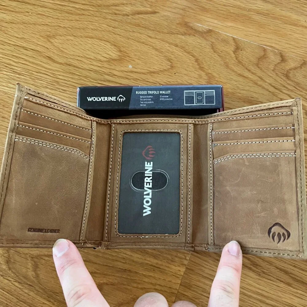 NWT Wolverine Rugged Trifold Wallet - Picture 12 of 15